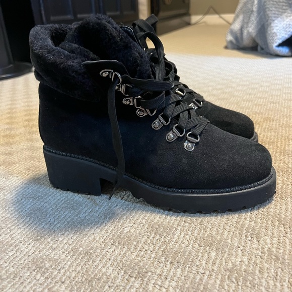 Suede booties - Picture 4 of 4